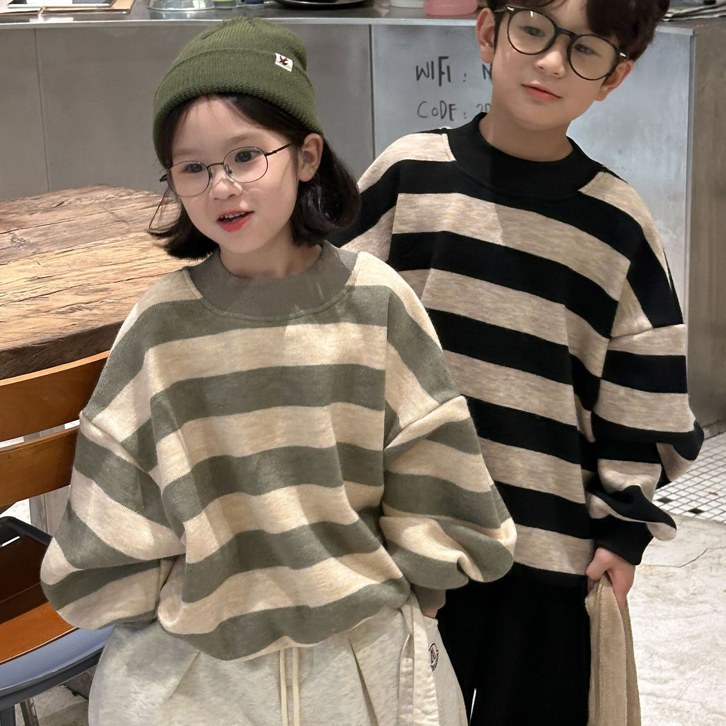 秋冬男女童条纹加绒加厚卫衣针织