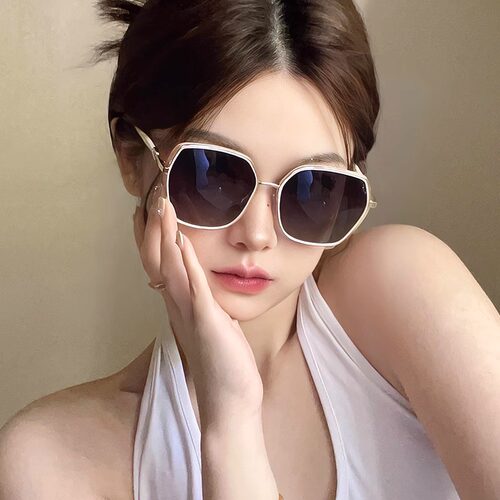 GENUEMOSNT女偏光镜太阳镜
