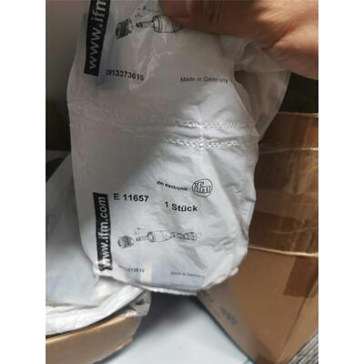 议价IFM E11508 E11509 E11504 E11252 E11657接头