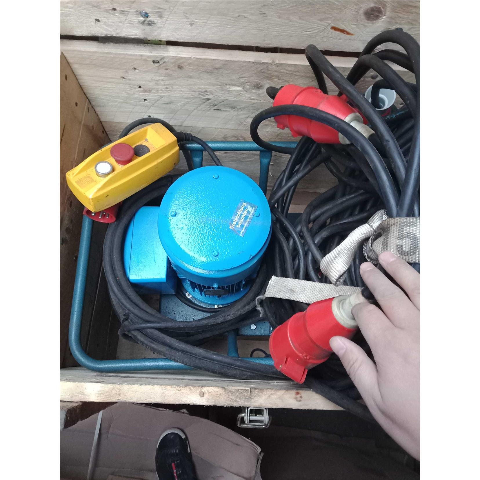 议价LEROY SOMER利莱森玛LS100LT电机，发电机，903964UF009，