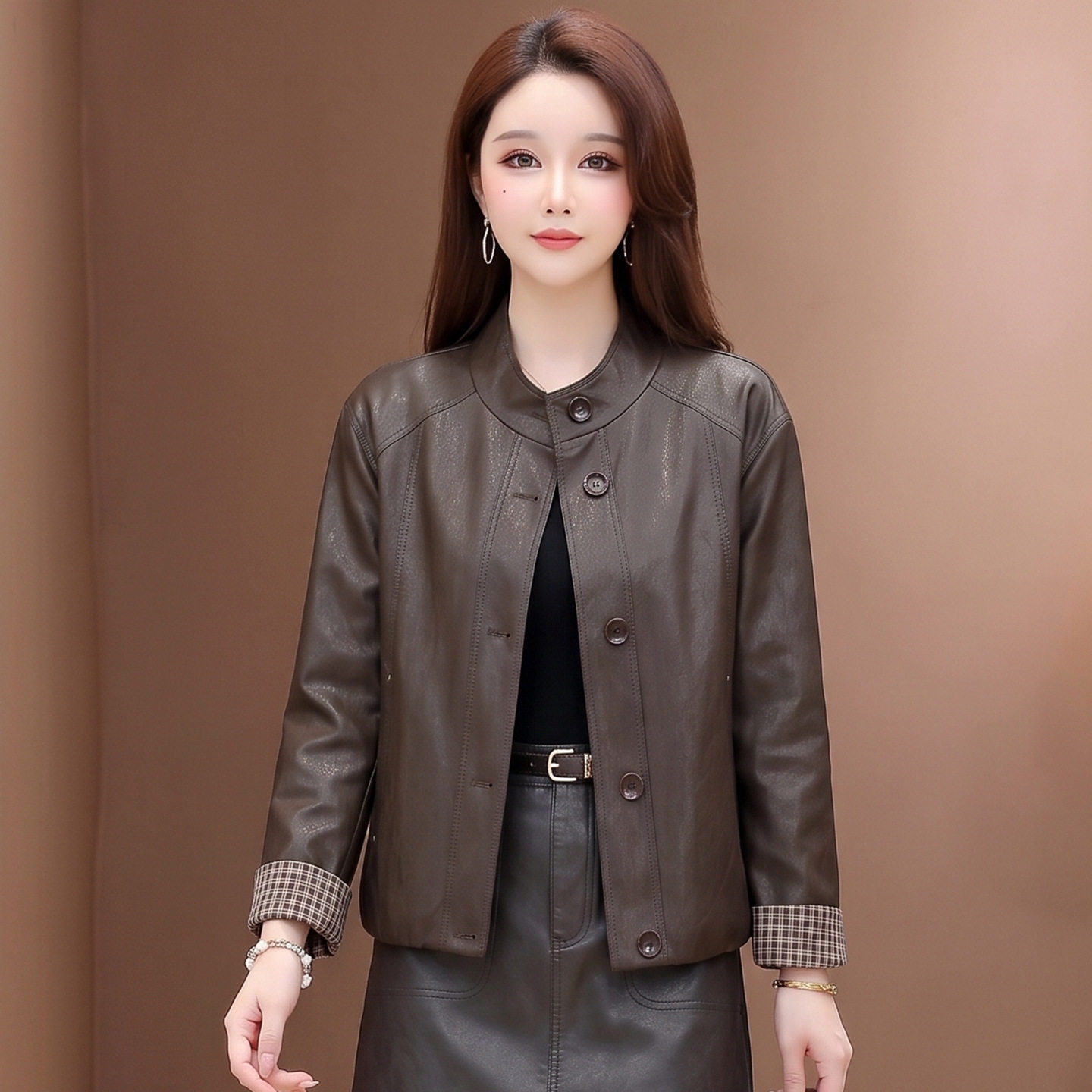 设计感袖口撞色拼接仿皮衣外套中青年女装春秋季新款夹克上衣短款