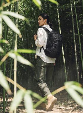 半庭 · OSPREY小鹰户外双肩包 男女徒步 登山包 quasar 恒星 26L