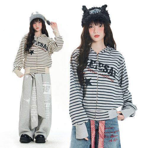 美式复古字母印花条纹连帽卫衣女