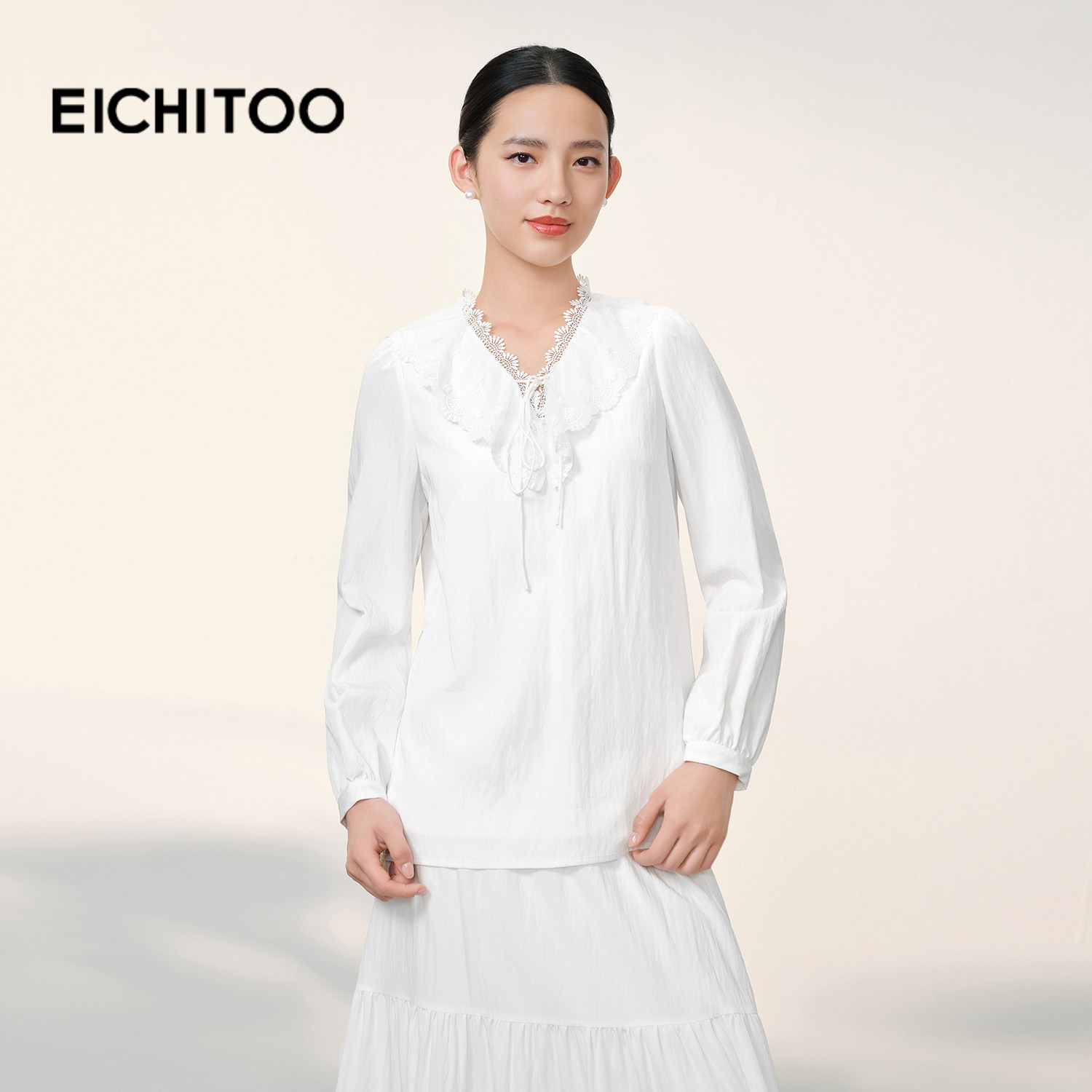 爱居兔蕾丝边领口温柔白衬衫2026年春季新款女设计感气质长袖上衣