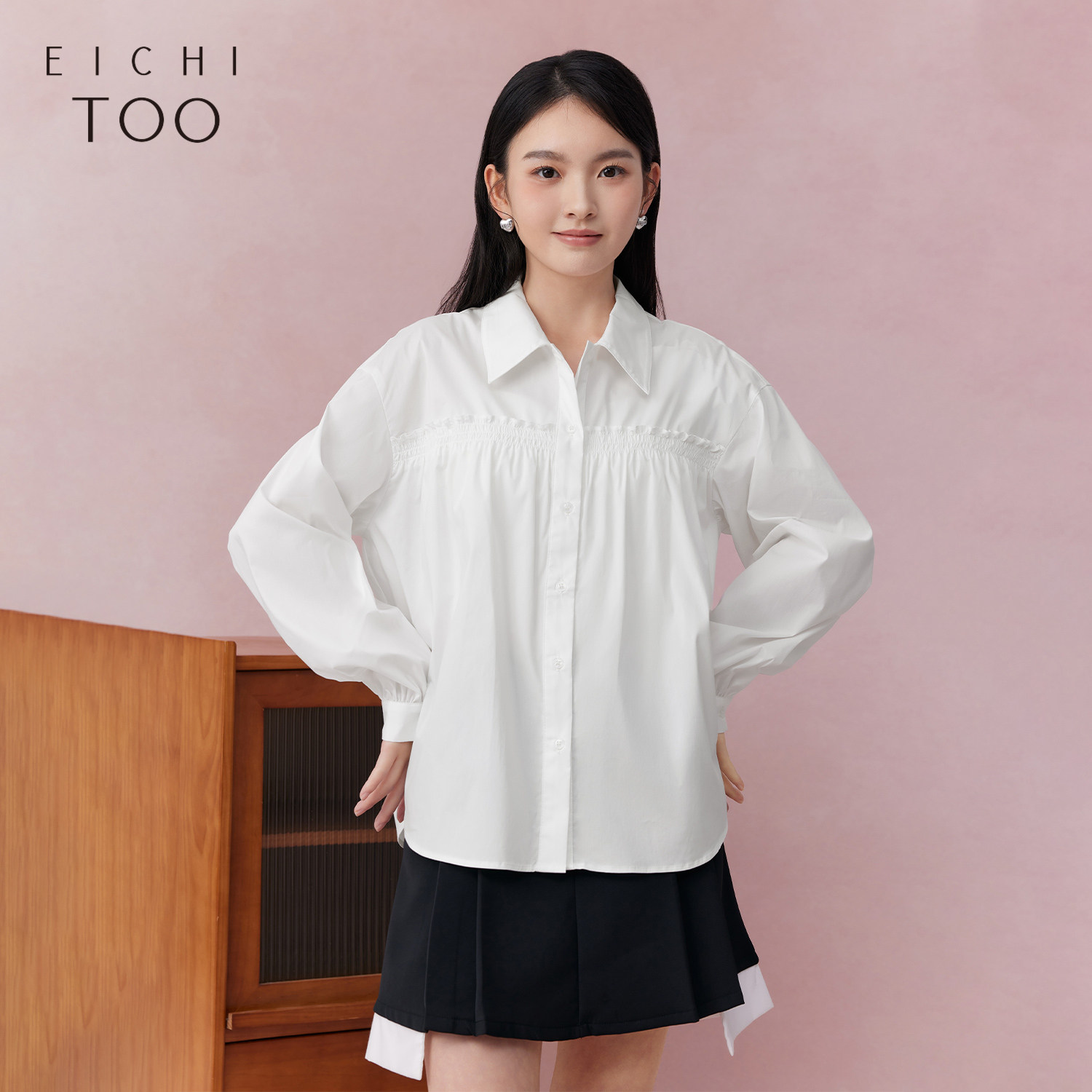 爱居兔春季新款设计感时尚翻领长袖休闲衬衫