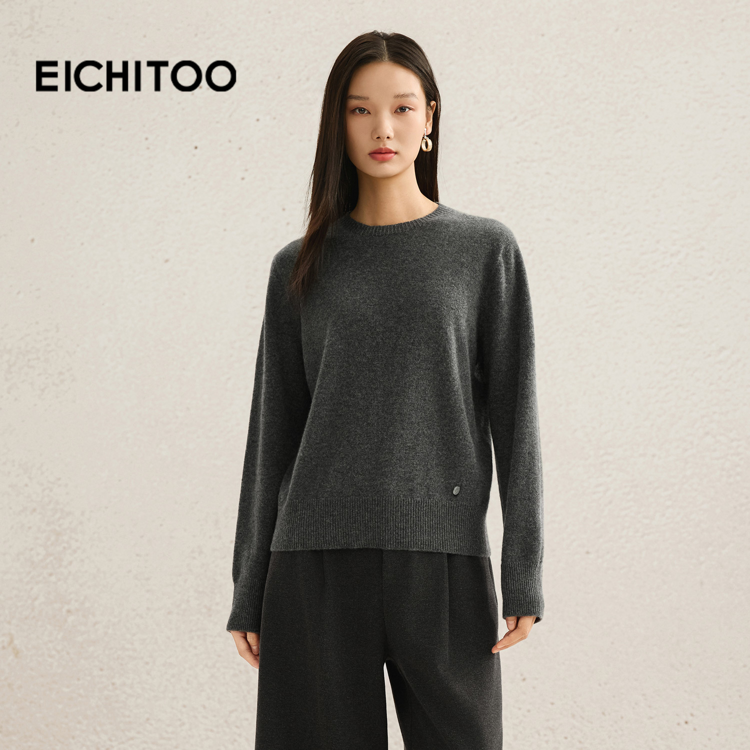 轻盈保暖且富有弹性