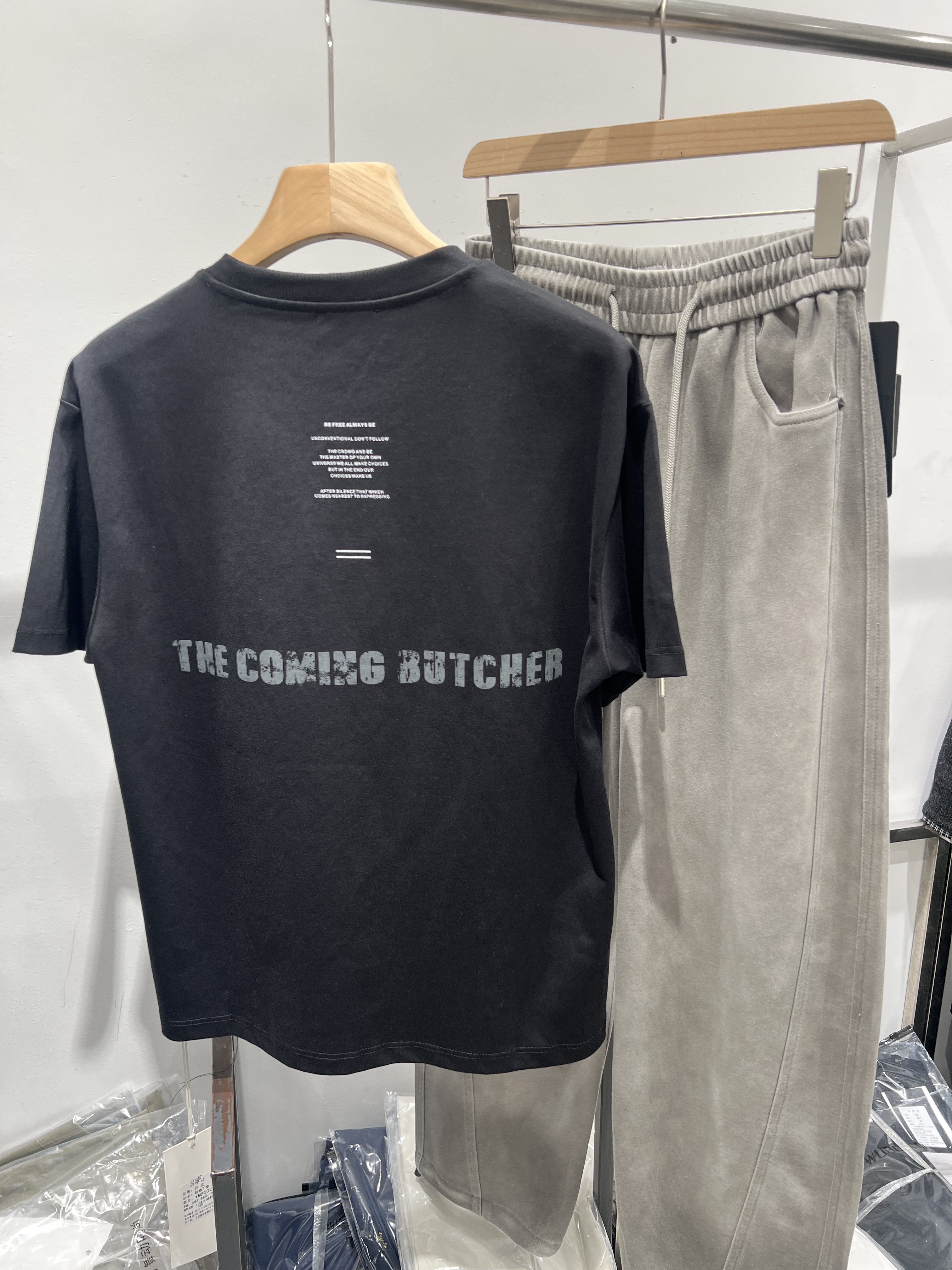 2026春季新款男士圆领短袖T恤美式时尚百搭字母半袖上衣宽松T恤