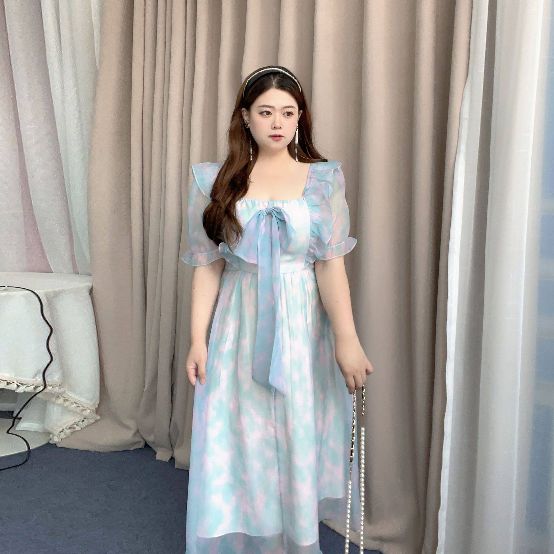 夏新款200斤大码气质仙气茶歇碎花长 设计感蝴蝶结大码连衣裙打底