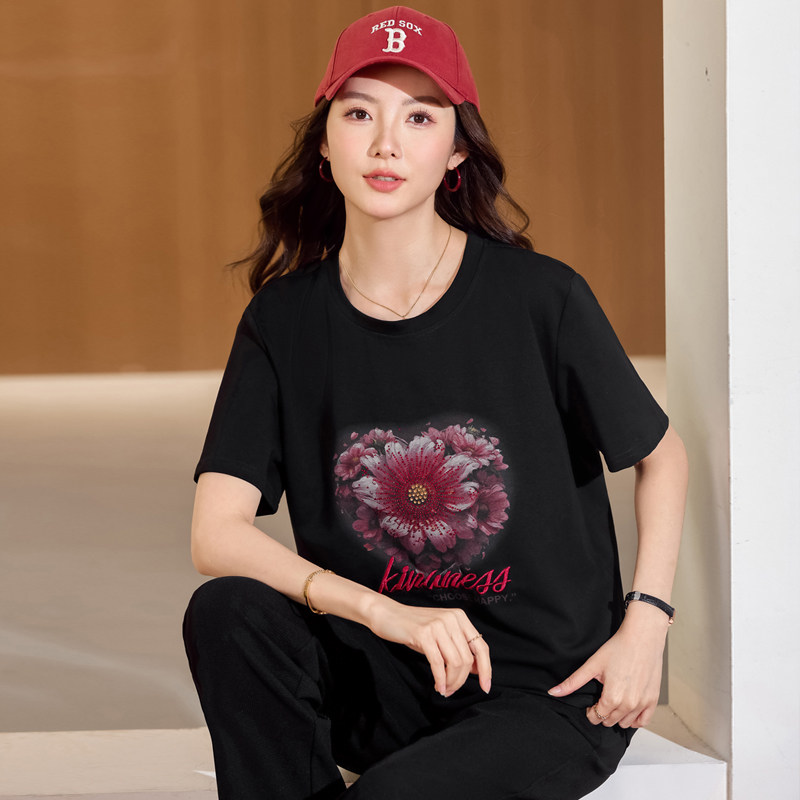 大码女装2025新款胖妹妹时髦洋气休闲上衣胖mm遮肚子显瘦短袖T恤