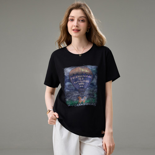 200斤胖妹妹洋气时尚短袖T恤衫