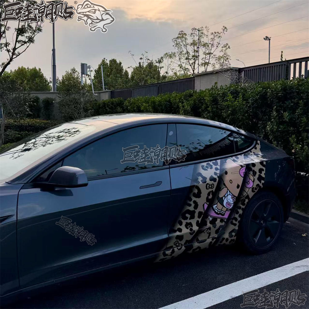 特斯拉车贴拉花豹纹凯蒂猫hello kitty艾瑞泽univ立柱C柱遮挡划痕