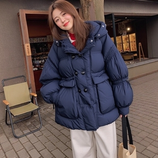 丽新折扣女装 F法 系列25冬装新款休闲白鸭绒抽绳收腰连帽羽绒服
