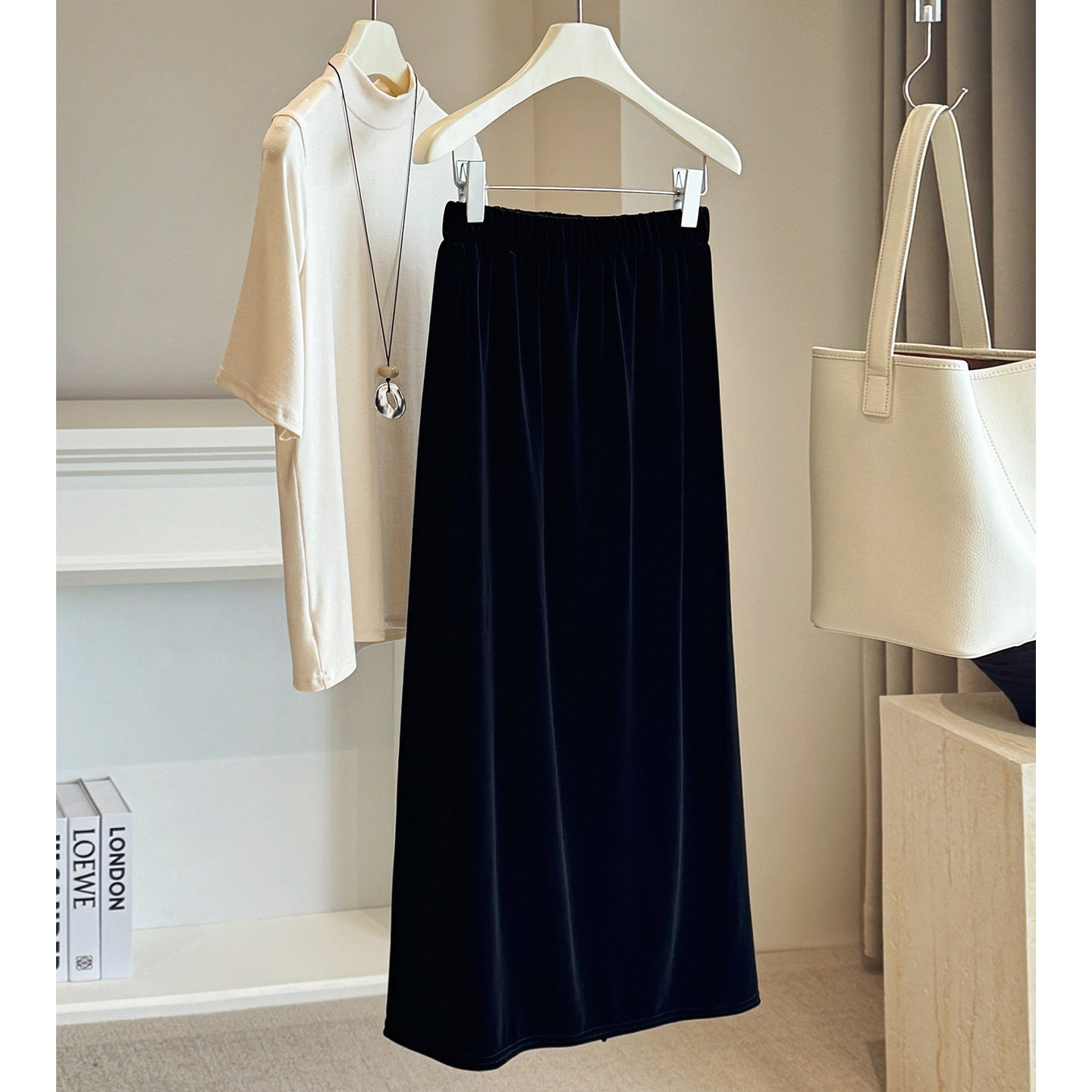 D丽新折扣 丝绒半身裙女黑色中长裙季高腰显瘦垂感开叉直筒裙子,女装/女士精品,半身裙,淘宝优惠券,粉丝福利购,淘宝优惠卷