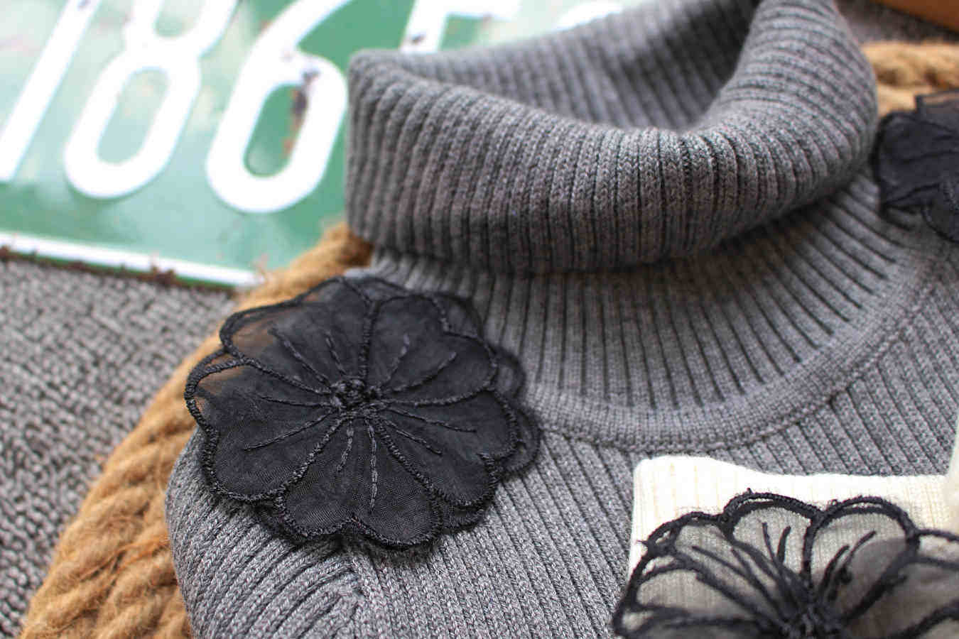 Pull fille - Ref 2105353 Image 4