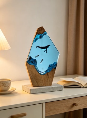 创意座头鲸鱼树脂灯潜水员氛围小夜灯家居桌面装饰摆件生日礼物