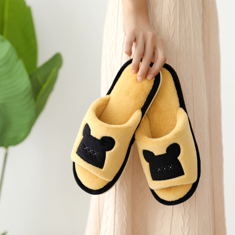 亲子一家三口布朗熊网红防滑拖鞋