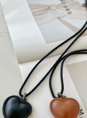 皮质爱心细绳复古毛衣项链饰品