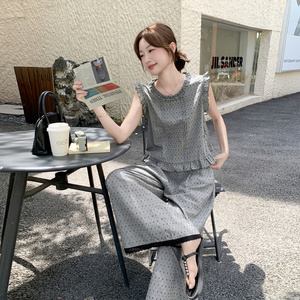 韩版气质波点木耳边减龄套装女夏季无袖马甲显瘦休闲阔腿裤两件套图片