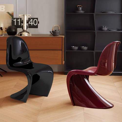 北欧家用餐椅轻奢高级感潘东椅设计师椅子餐桌椅网红潘通椅化妆椅