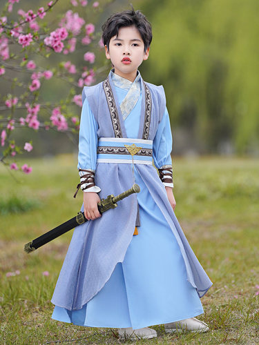 雪舞恋人汉服侠客服装