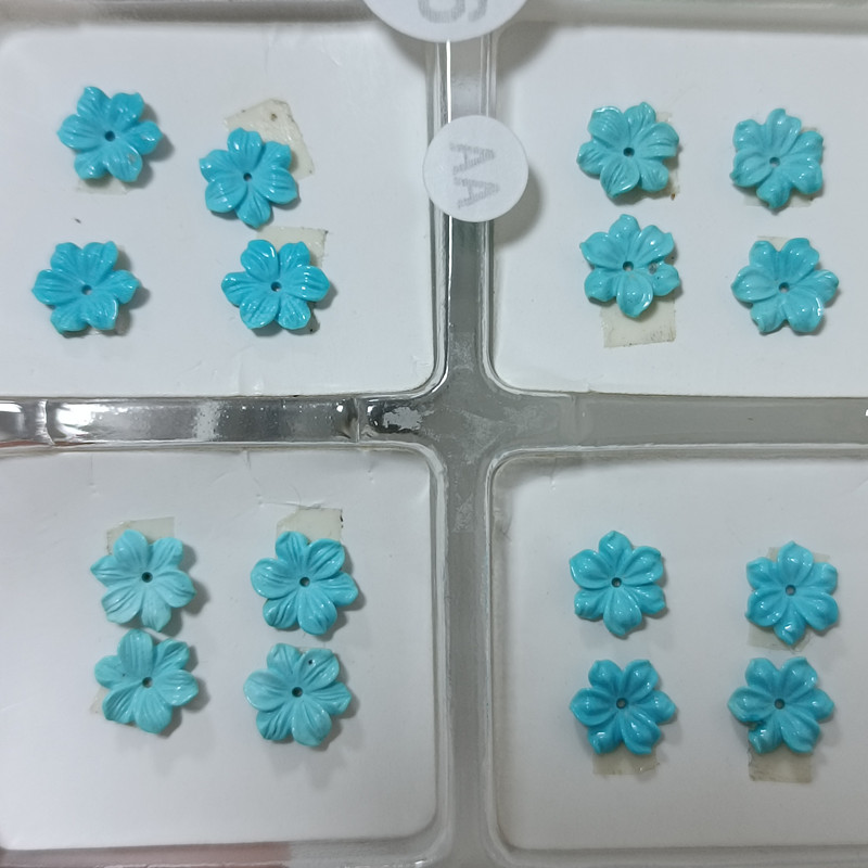 天然美国原矿绿松石雕刻花朵生动立体色彩艳丽原创设计师胸针吊坠