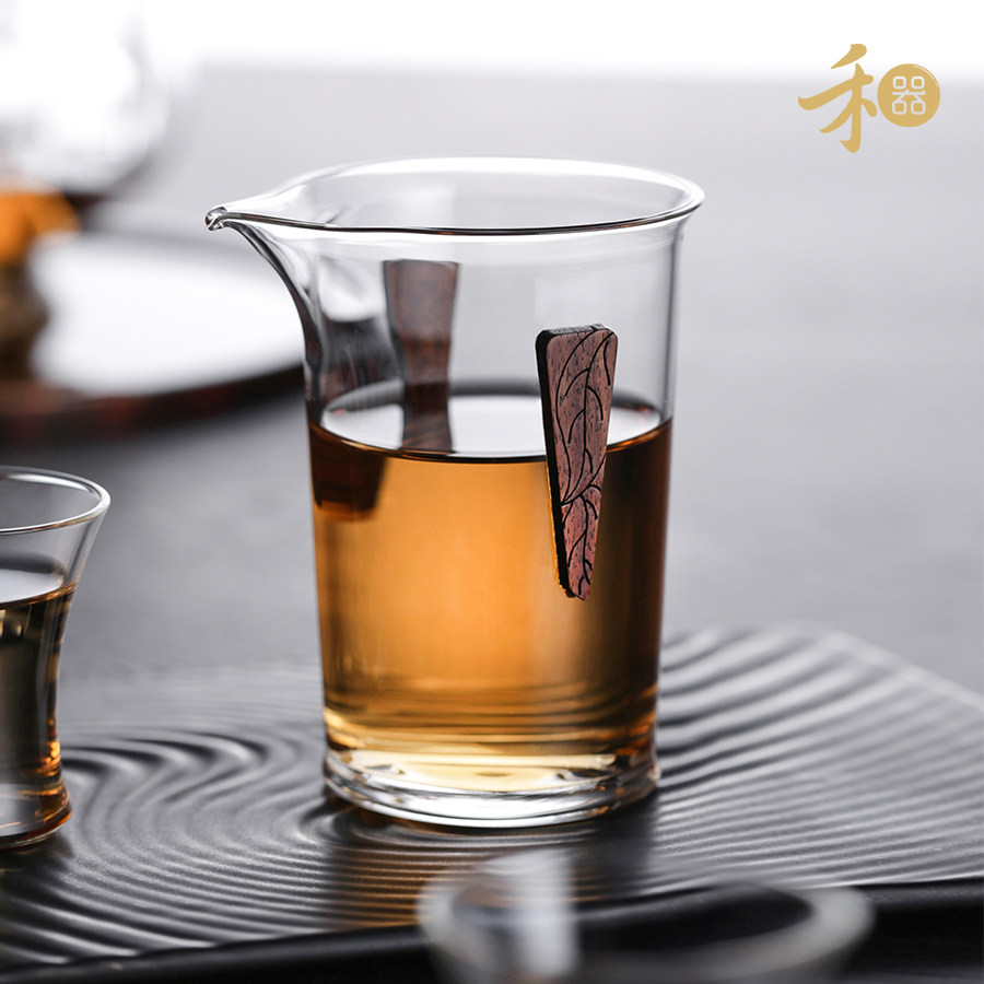 禾器木作匀杯耐热玻璃公道杯手握杯黑胡桃木纯手工分茶器高档茶具