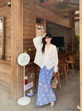 PPSHD｜ 甜美花边长袖防晒白色衬衫+蓝花一步长裙套装