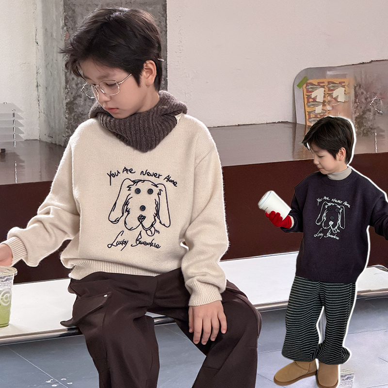 依依妈男童字母刺绣小狗加厚毛衣
