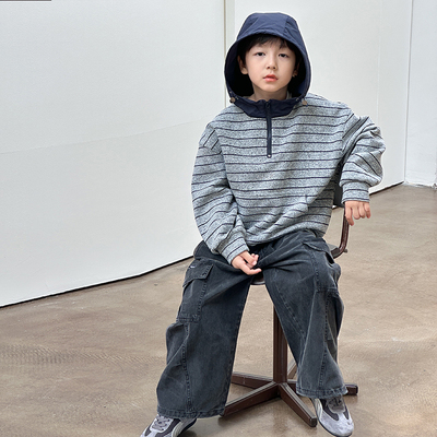 男童条纹撞色连帽半拉链卫衣