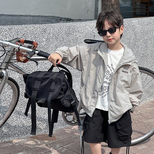 依依妈男童纯色连帽防晒衣儿童夏装薄款宝宝空调服宽松遮阳外套潮