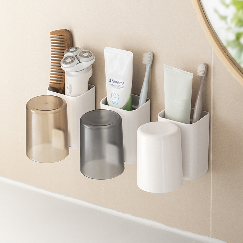 壁挂式免打孔牙刷架漱口杯