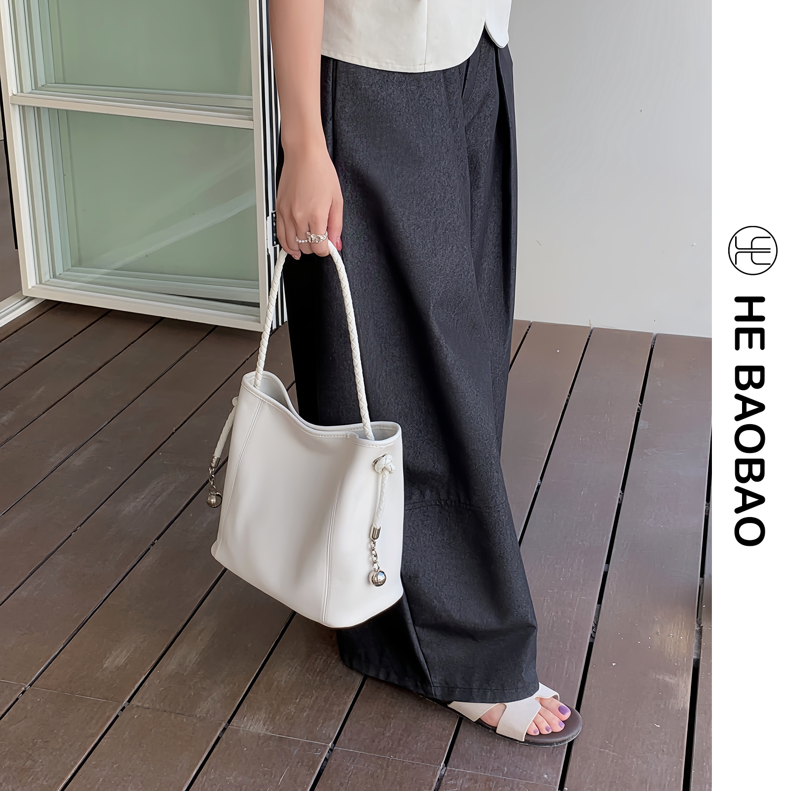 HEBAOBAO春夏新品牛皮颈纹水桶包2026新款单肩斜挎通勤女包