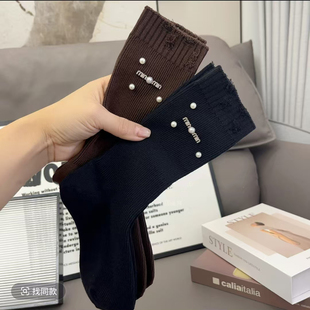 新欧货miu风珍珠金属标饰品纯棉袜堆堆简约个性 百搭洋气轻奢