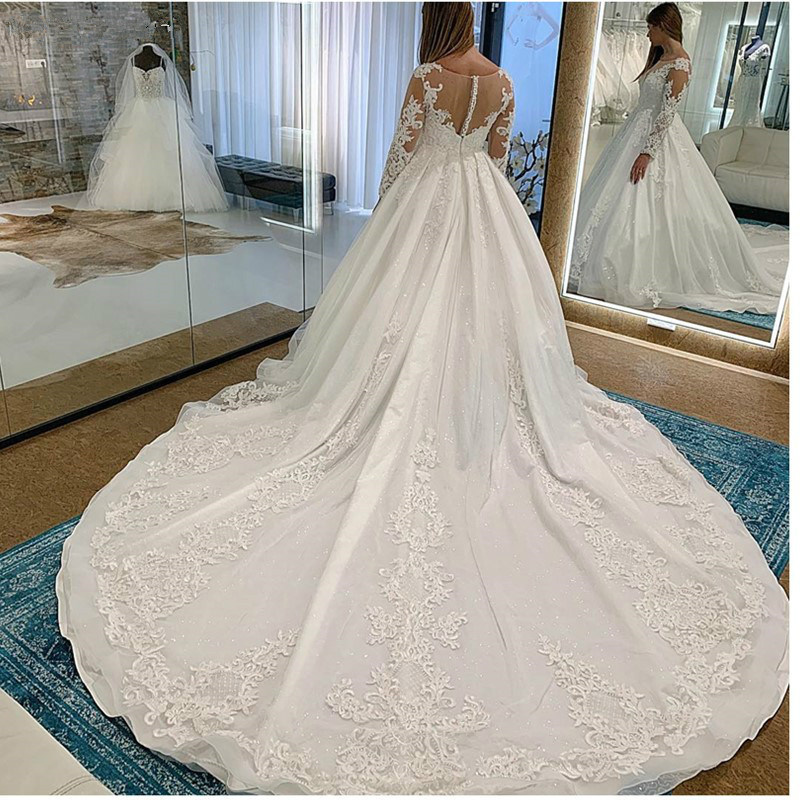 新款2020 春长袖蕾丝大拖尾新娘婚纱African  LACE Wedding Gowns