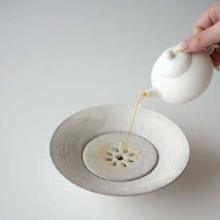 VAST无垠器皿 | 纽扣壶承粗陶泥开片半手工草木灰釉干泡台建水