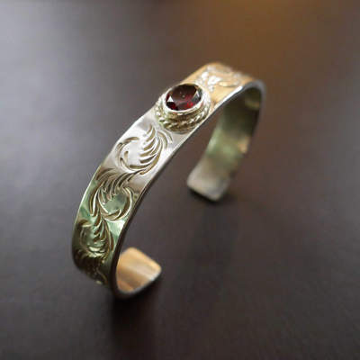 红宝石唐草复古风手镯