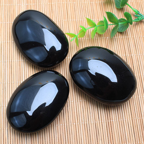 椭圆形如鸿黑曜石把玩件