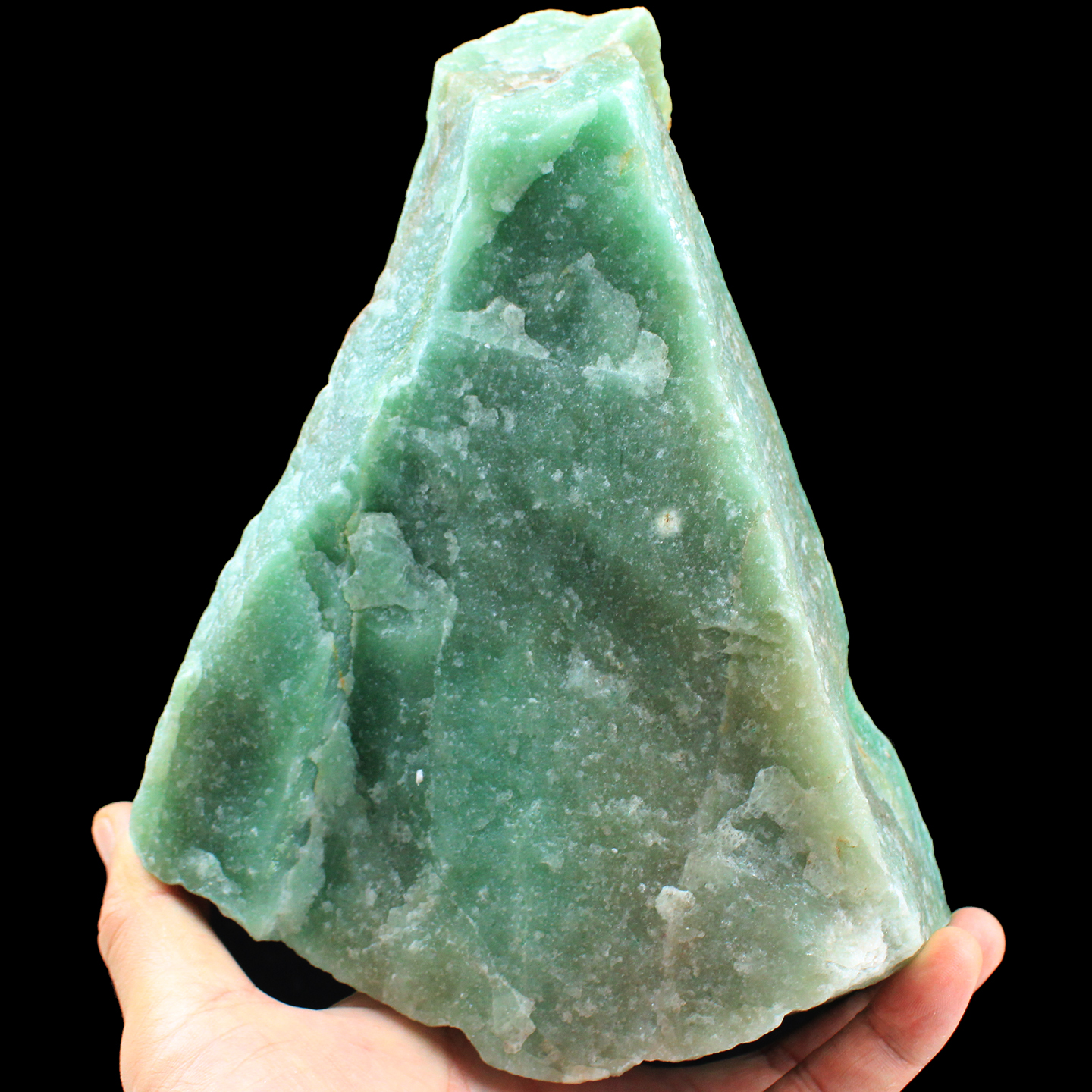 如鸿天然绿色东陵玉原石摆件