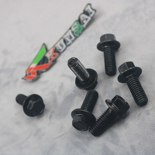 护杠螺丝九号坐垫螺丝M85E200