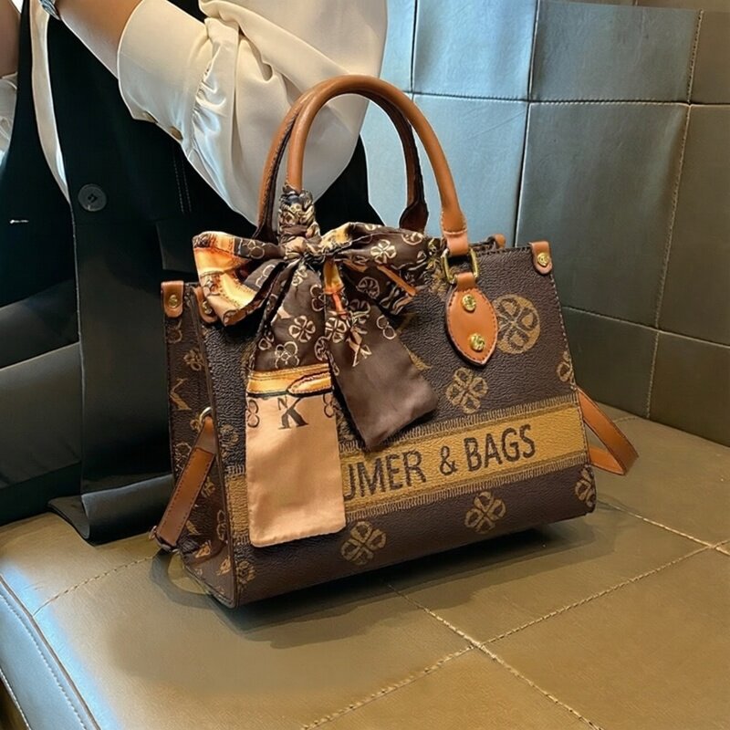 包包女士2026新款高级感时尚百搭托特包小个子真皮手提单肩斜挎包