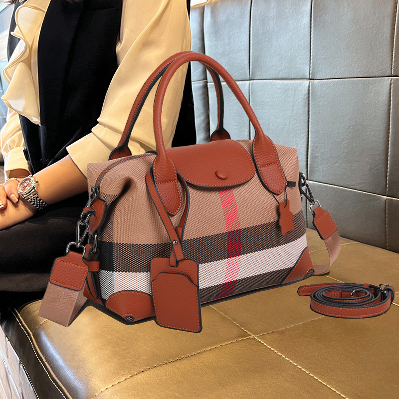 大容量包包女式2026新款真皮托特包格子帆布包通勤手提单肩斜挎包