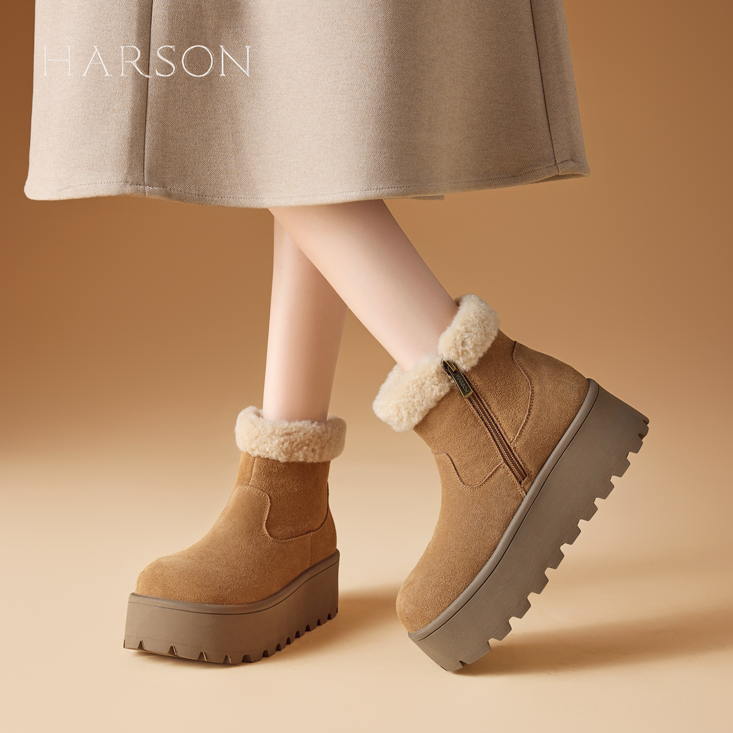哈森时尚休闲厚底雪地靴