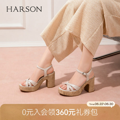 哈森时尚厚底粗跟坡跟凉鞋金属一字扣时装凉鞋2026夏新款HM267138