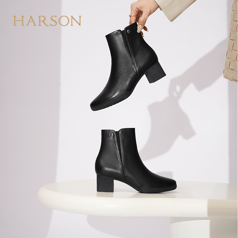 哈森秋冬新款短靴女粗跟时装靴短筒牛皮女靴通勤小踝靴HA22791
