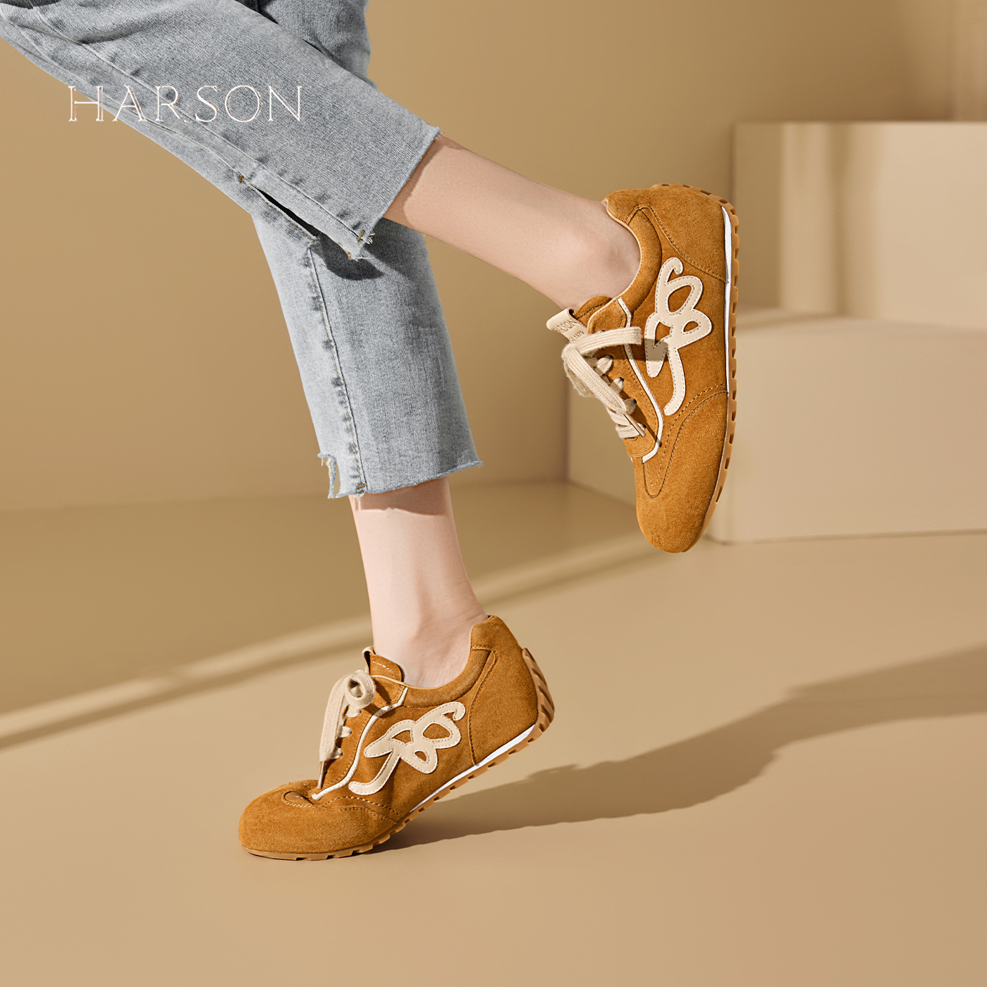 哈森复古德训鞋平底轻便板鞋