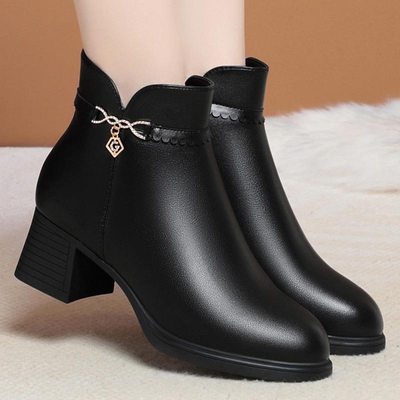 欧洲站中老年妈妈鞋棉鞋2024新款粗跟软底短靴加绒保暖秋冬季皮鞋