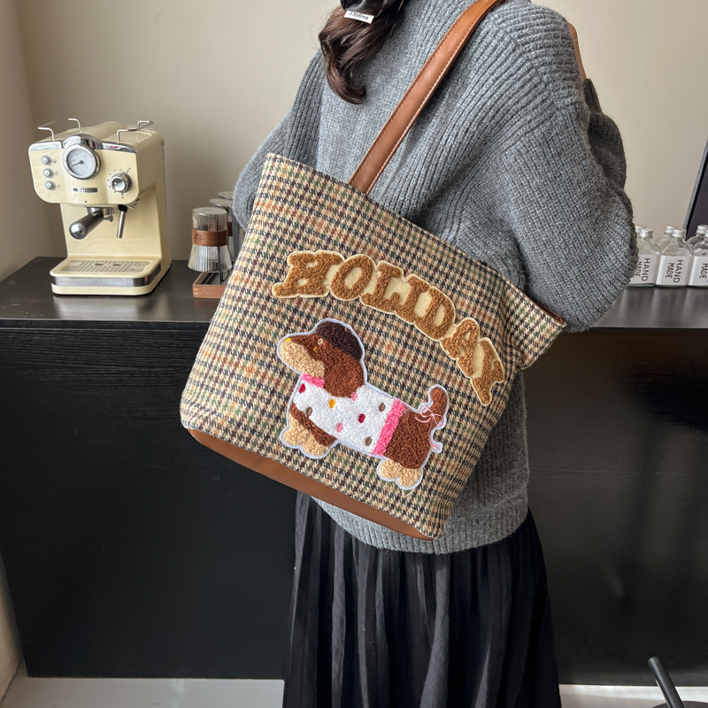 红鹮鸟复古小众格子托特包包女2025潮双肩包单肩大容量通勤包