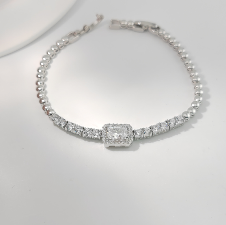 旭平冰糖方形手链女时尚轻奢气质小众设计高级感易搭手饰,饰品/流行首饰/时尚饰品新,手链,淘宝优惠券,粉丝福利购,淘宝优惠卷