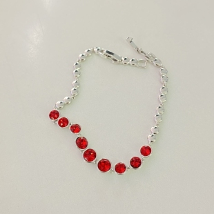 旭平时尚红色仿水晶手链女圆饼手链饰品送新年礼物