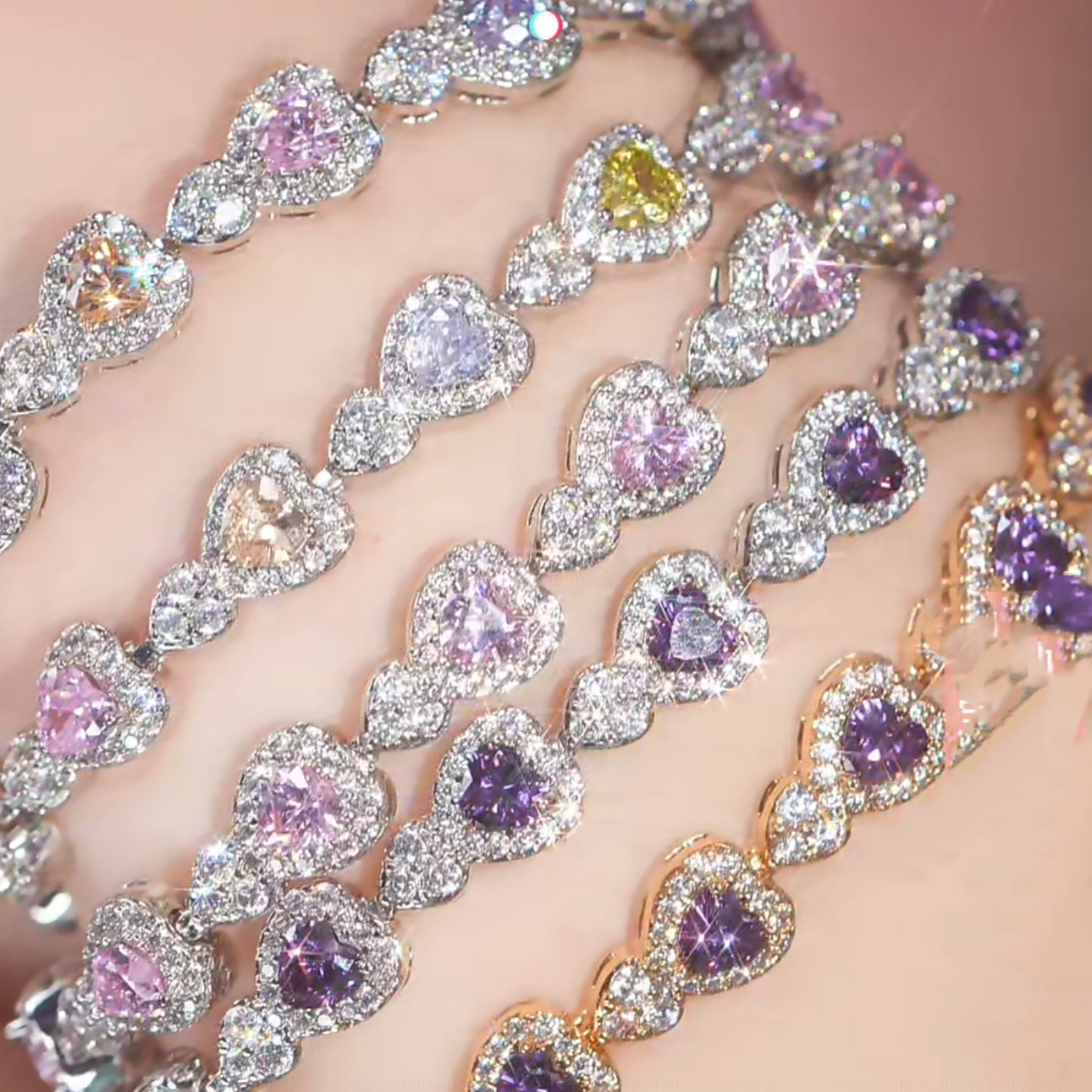 旭平微镶轻奢重工气质时尚爱心人造石手链手表扣七夕送闺蜜女友